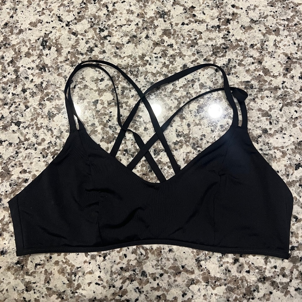 large black Athleta non-padded sports bra